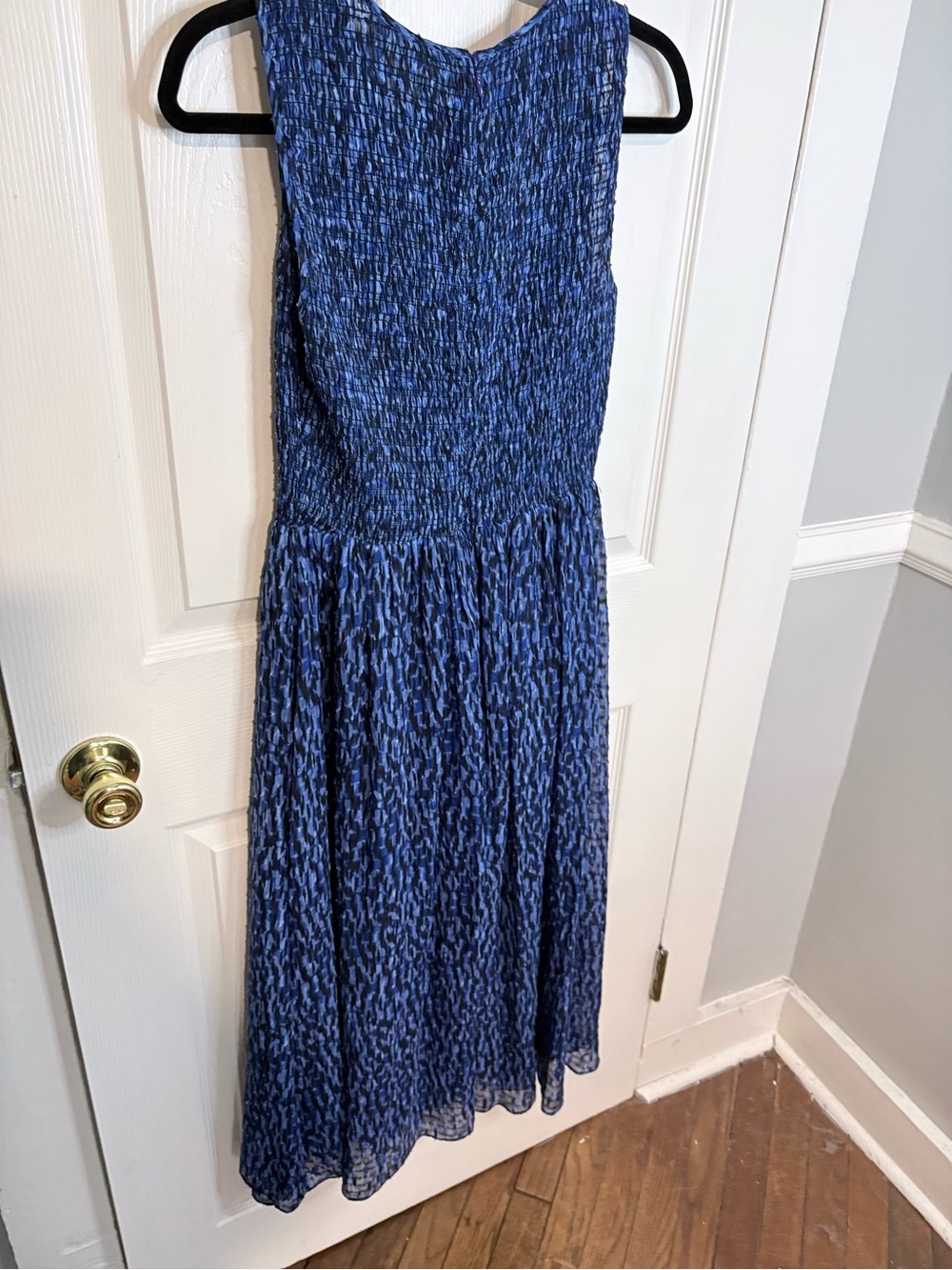 Rebecca Taylor Silk Blend Smocked Midi Dress Blue Print Sleeveless Size 4 - Picture 9 of 12
